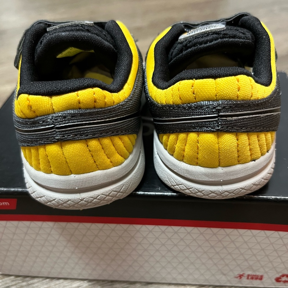 Saucony KINVARA JR Grey Yellow Velcro Strap Baby Toddler Size 5XW - Picture 7 of 10
